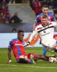 九游娱乐官网-林良锋：阿莫林“换”得胜利，霍伊伦不辱使命