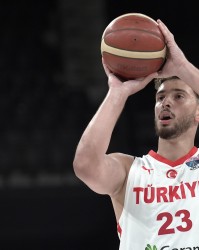 九游娱乐官网-欧锦赛罚球命中率78.6%！火箭自媒体称赞申京罚球：进步值得表扬