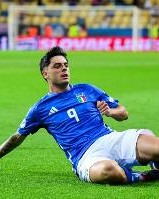 天空体育：凯尔特人接触那不勒斯，想租借安布罗西诺+选择买断