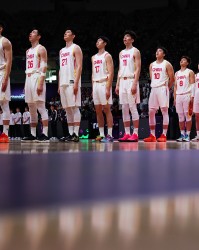 半场九人有得分进账&amp;amp;一度领先新西兰11分，你给中国男篮上半场的表现打几分？