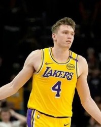 依旧没有起色，克内克特首秀让人失望，他不懂豪门球队的生存之道